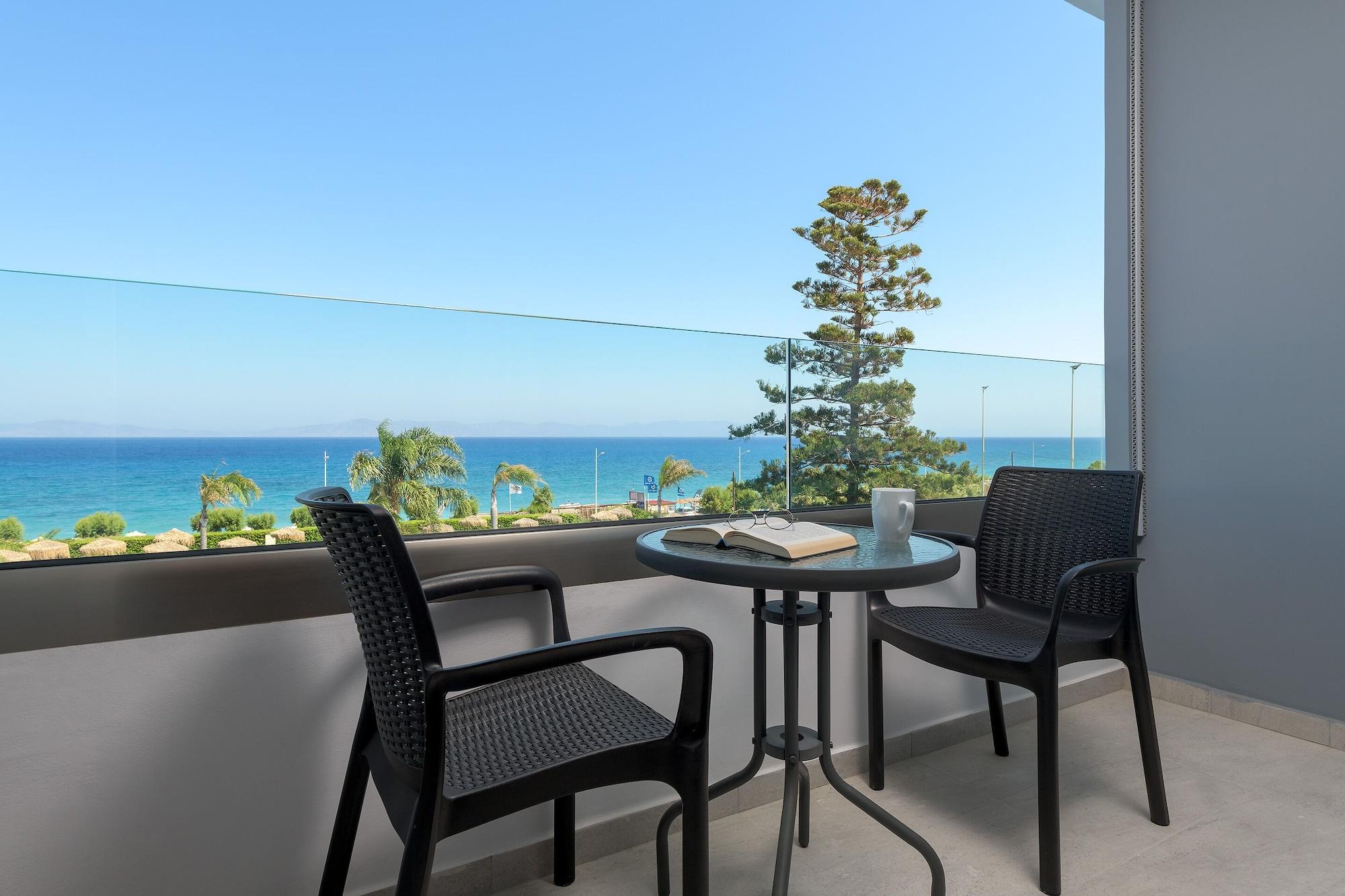 Oceanis Beach Hotel 익시아 외부 사진
