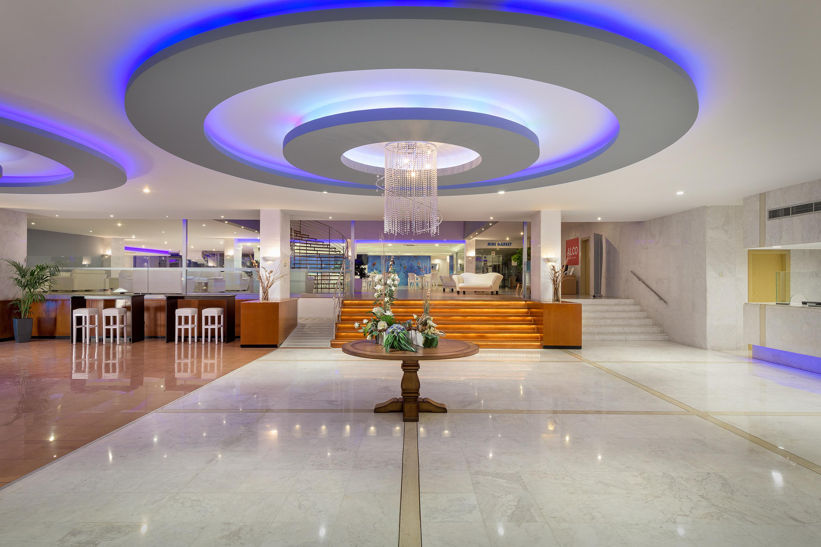 Oceanis Beach Hotel 익시아 외부 사진