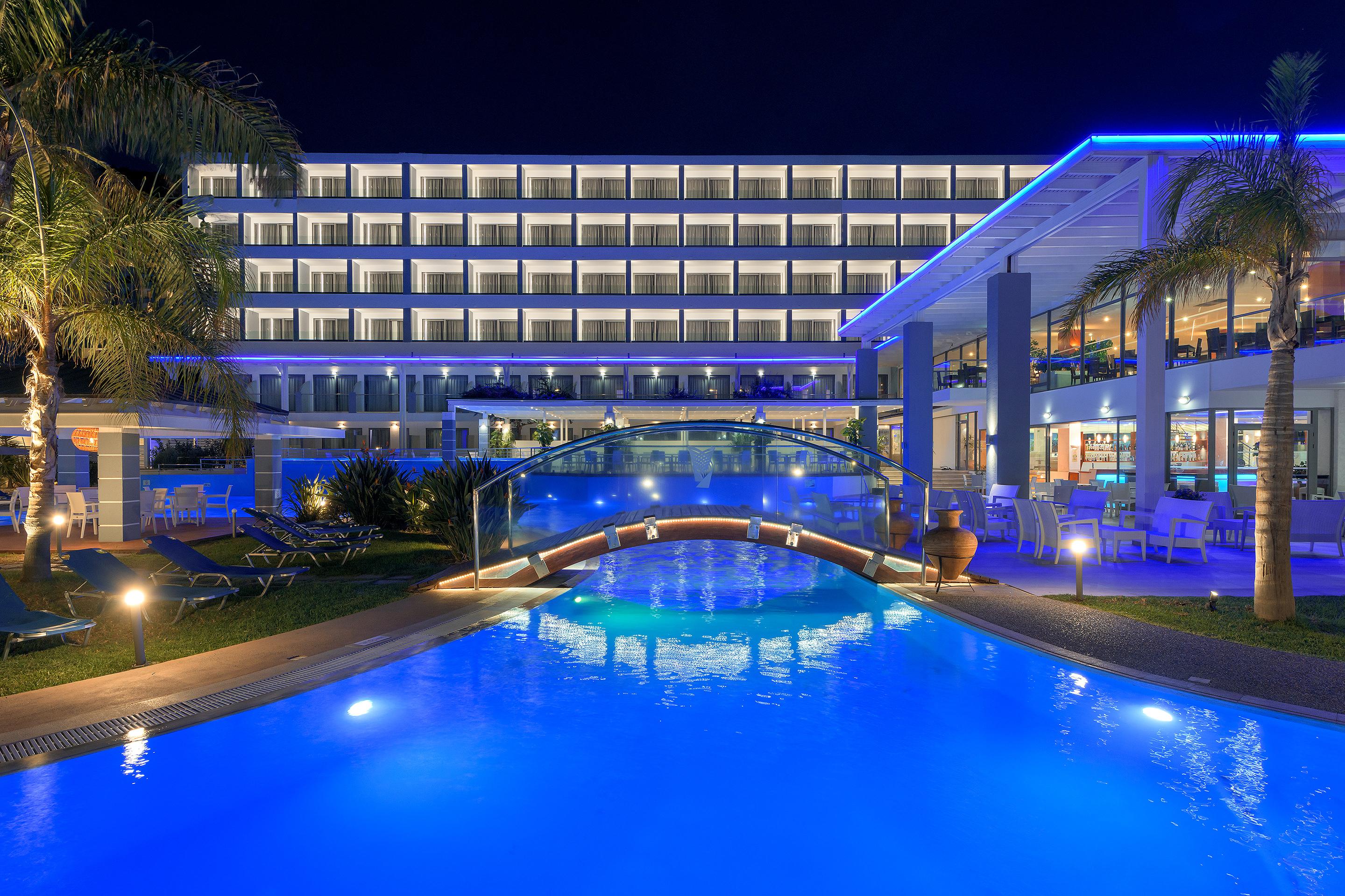 Oceanis Beach Hotel 익시아 외부 사진