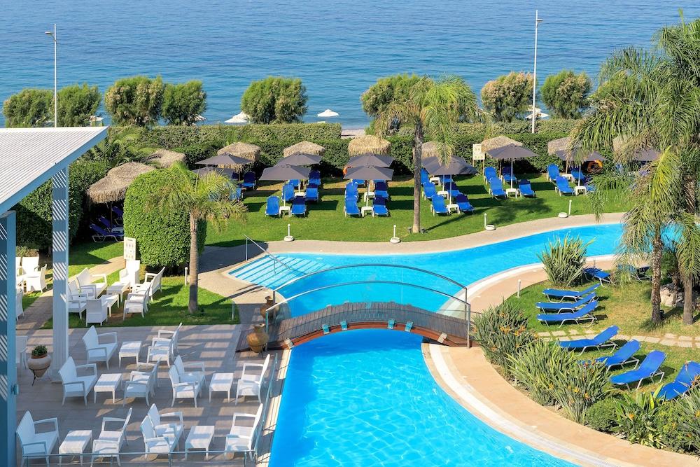 Oceanis Beach Hotel 익시아 외부 사진