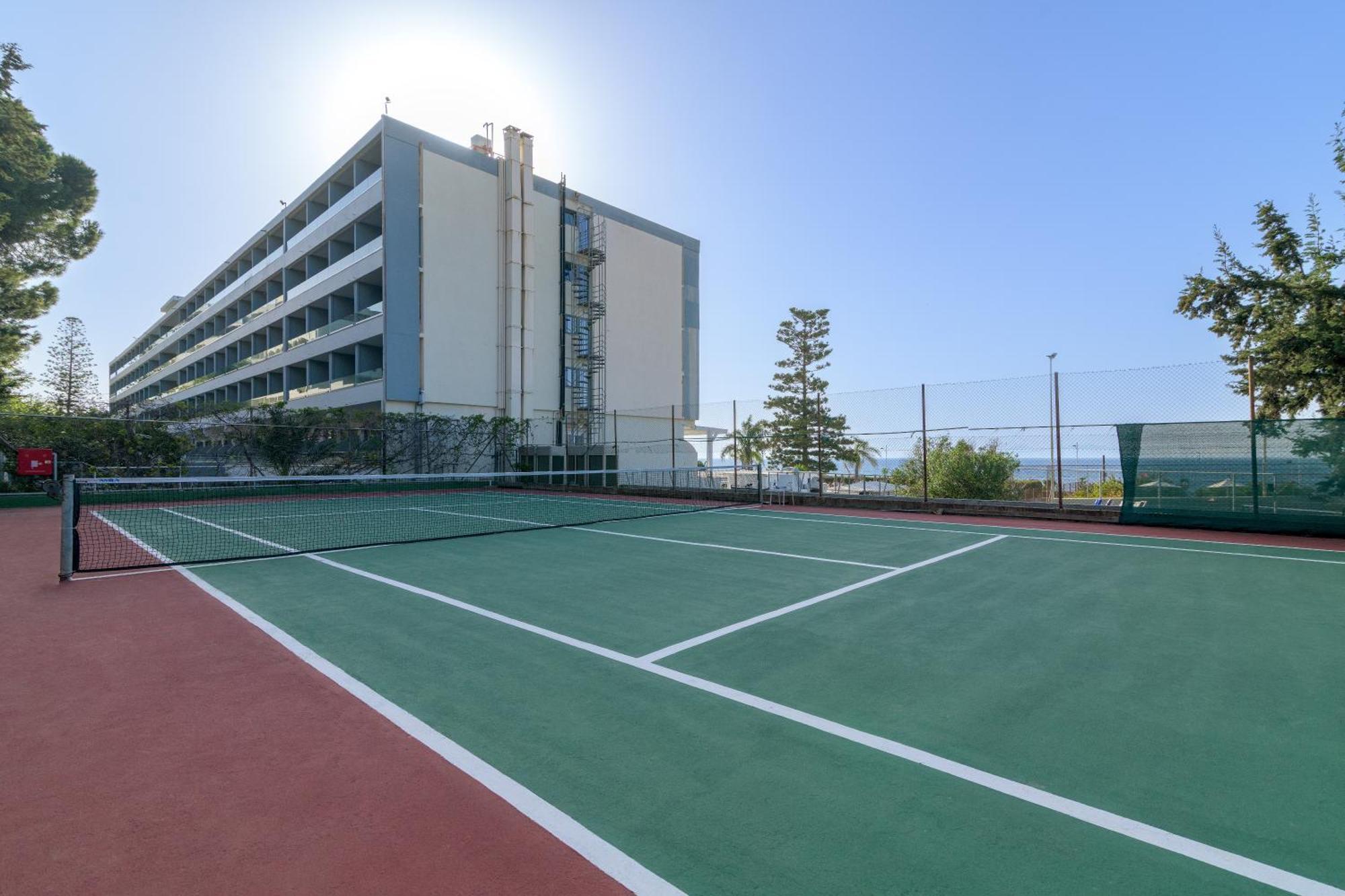 Oceanis Beach Hotel 익시아 외부 사진